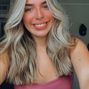 Meet your Posher, Sabrina